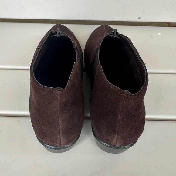 Aerosoles NWOT Allowance Suede Front Zip Wedge Almond Toe Ankle Booties Boot 6.5 - Picture 3 of 7